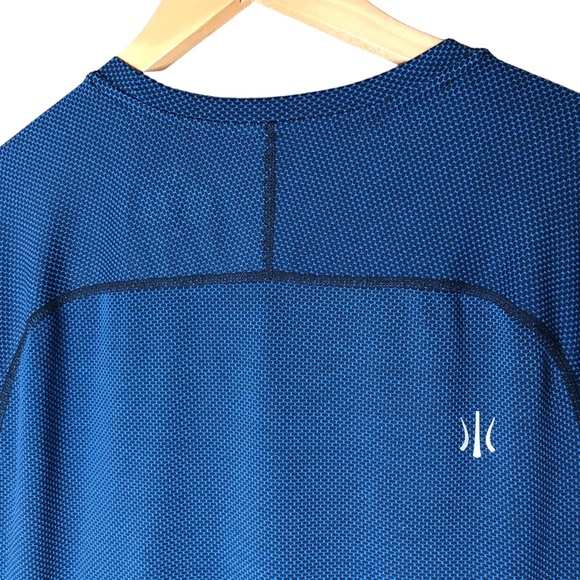 RHONE Workout Tee Short Sleeve Blue Black Pattern T-Shirt Men’s XL - Picture 8 of 11